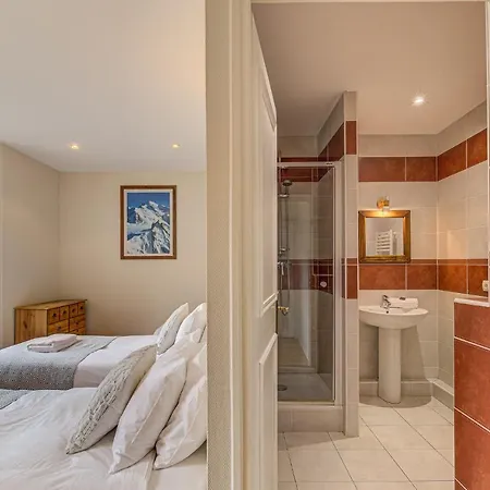 President, Alpes Agency, Chamonix, Sleeps 12 *
