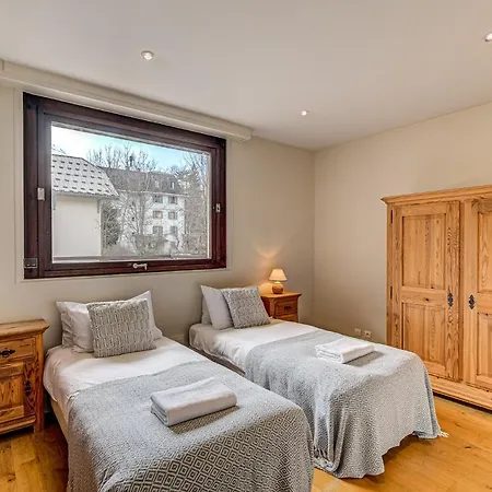 Apartment President - Alpes Travel - Central Chamonix - Sleeps 12