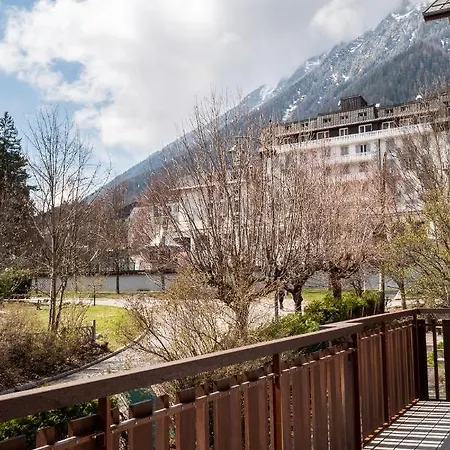 President - Alpes Travel - - Sleeps 12 아파트 *