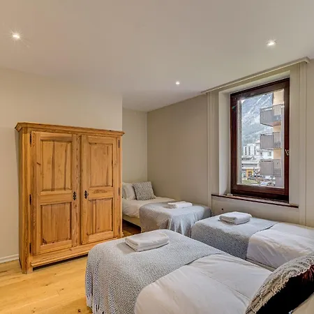 President - Alpes Travel - - Sleeps 12 아파트