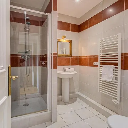 President - Alpes Travel - - Sleeps 12 아파트 샤모니