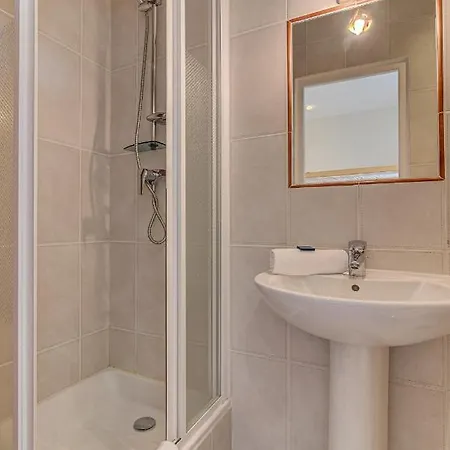 President - Alpes Travel - - Sleeps 12 아파트