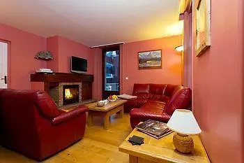 Apartment President, Alpes Agency, Central Chamonix, Sleeps 12 Apartment Chamonix